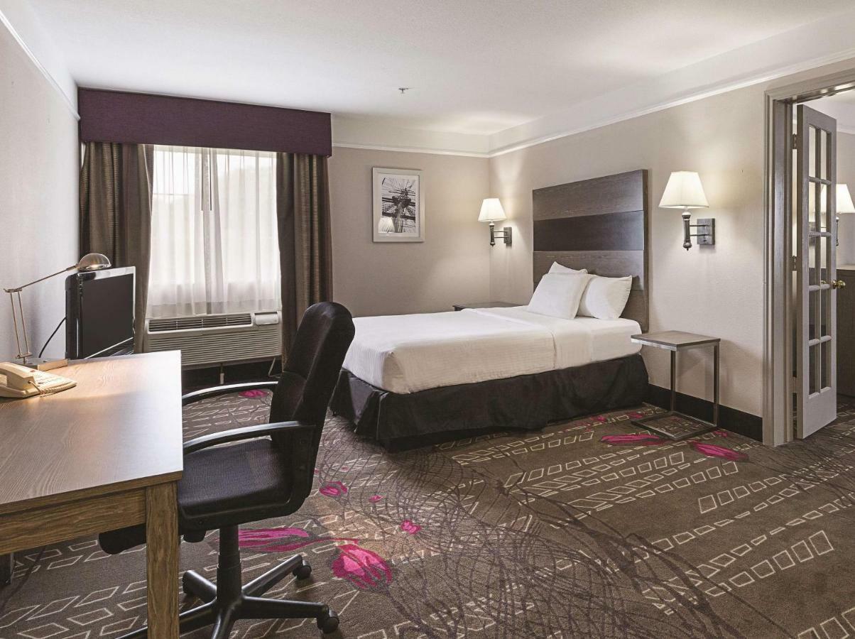 Kemah Edgewater Hotel, Surestay Collection By Best Western Сибрук Экстерьер фото